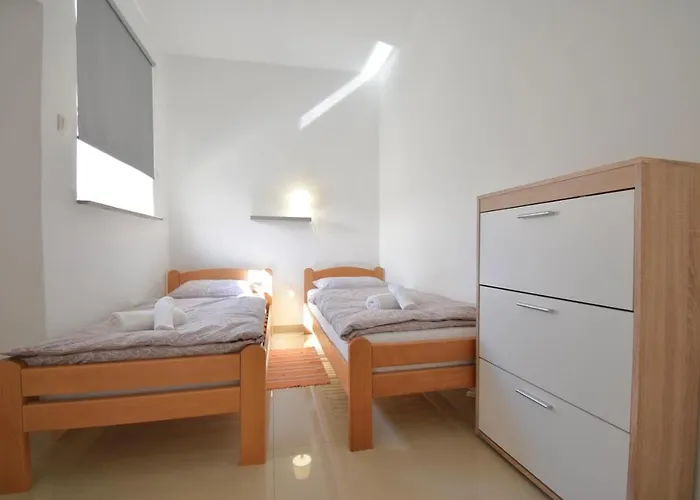 Centre With Terrace 2 Appartement *